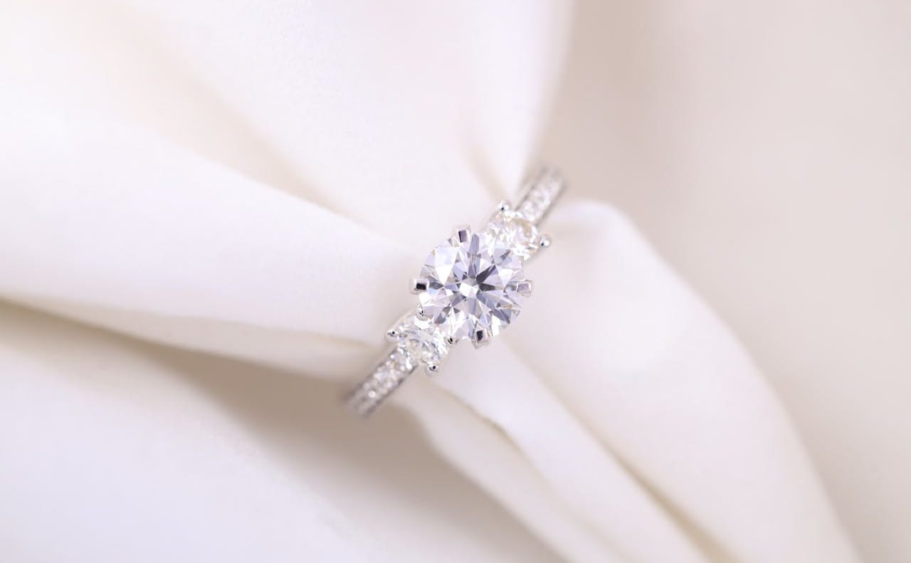 グラフ(GRAFF)の婚約指輪の値段と魅力を徹底解説！後悔しない選び方